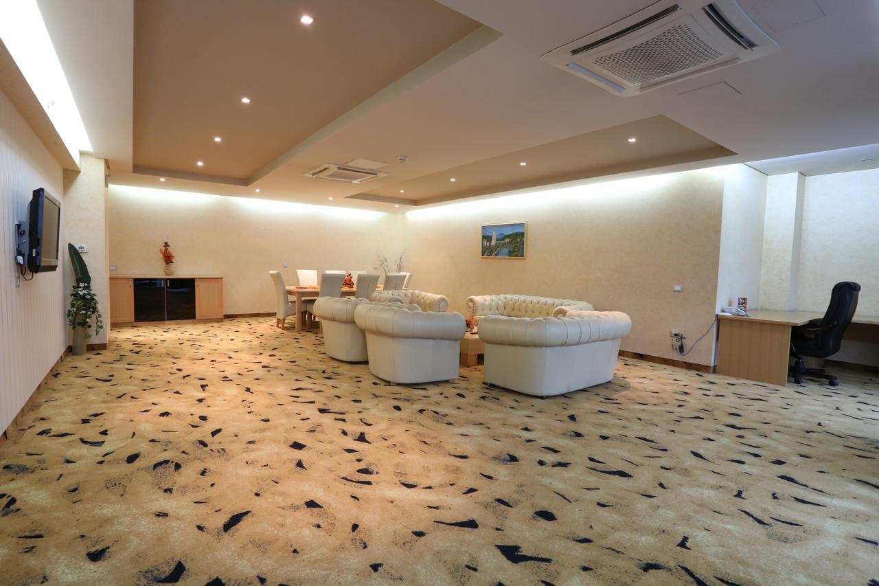 Hotel Зеница Экстерьер фото